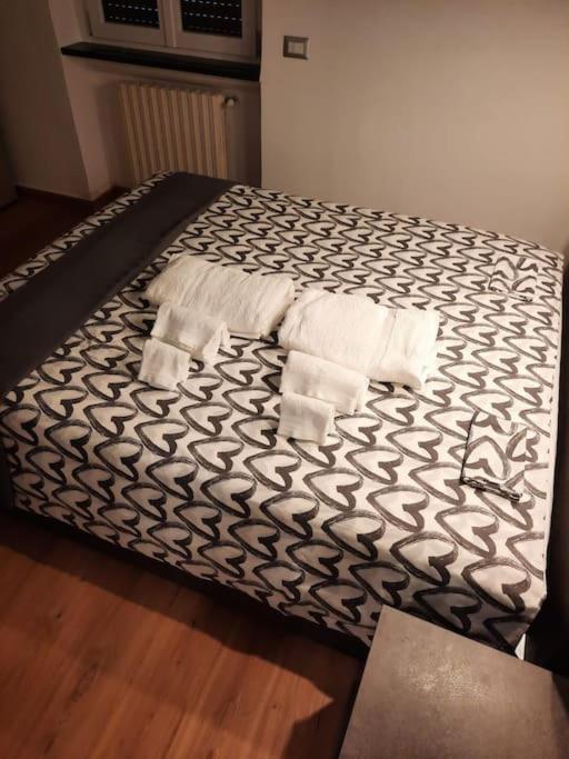 N&Ghomesweethome Raffaelloelegante Appartamento Ideale Casa Vacanze Affari Milan Extérieur photo